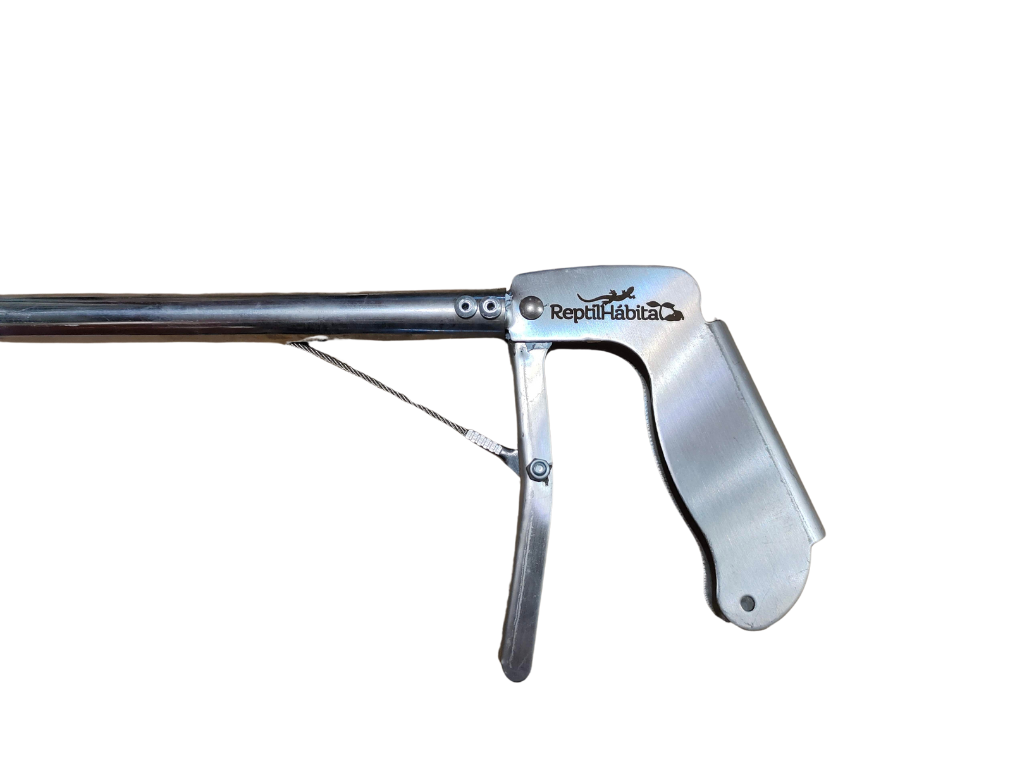 Pinza plegable para manipular serpientes